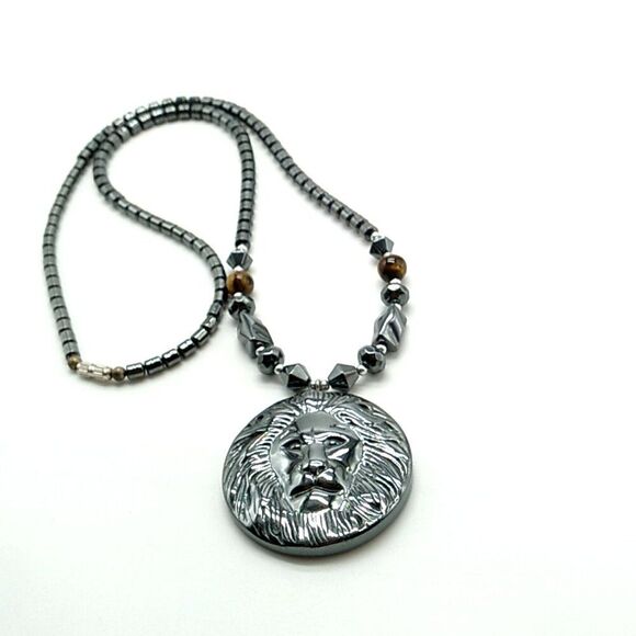 Men's/Unisex Hematite Beads & Lion's Head Pendant Necklace w/2 Cat's Eye Beads - Picture 14 of 14